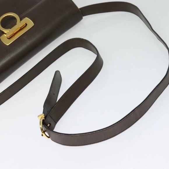 Salvatore Ferragamo Gancini Shoulder Bag Leather Brown Gold - Picture 9 of 15